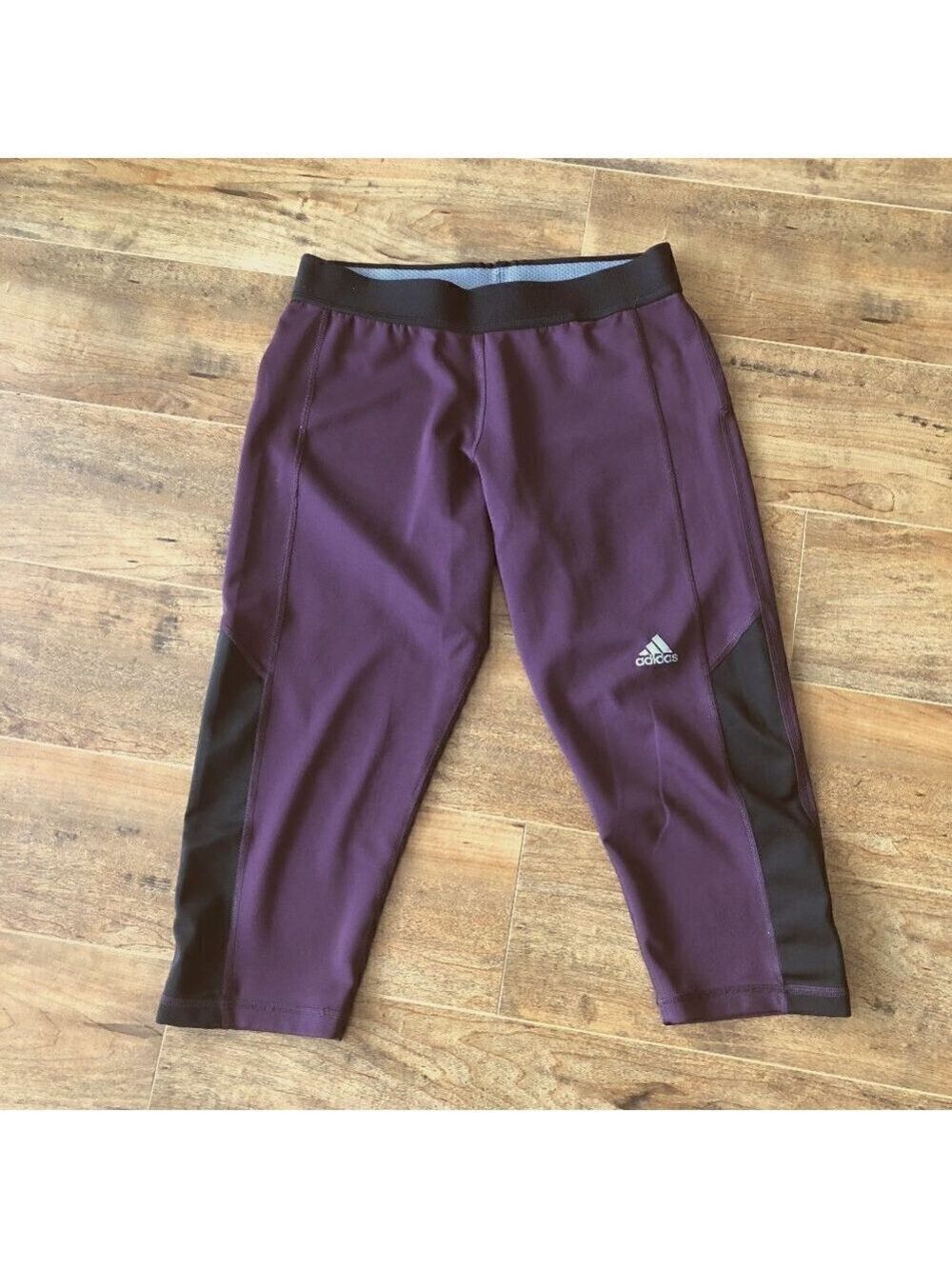 𝅺adidas Techfit Medium Compression Capris